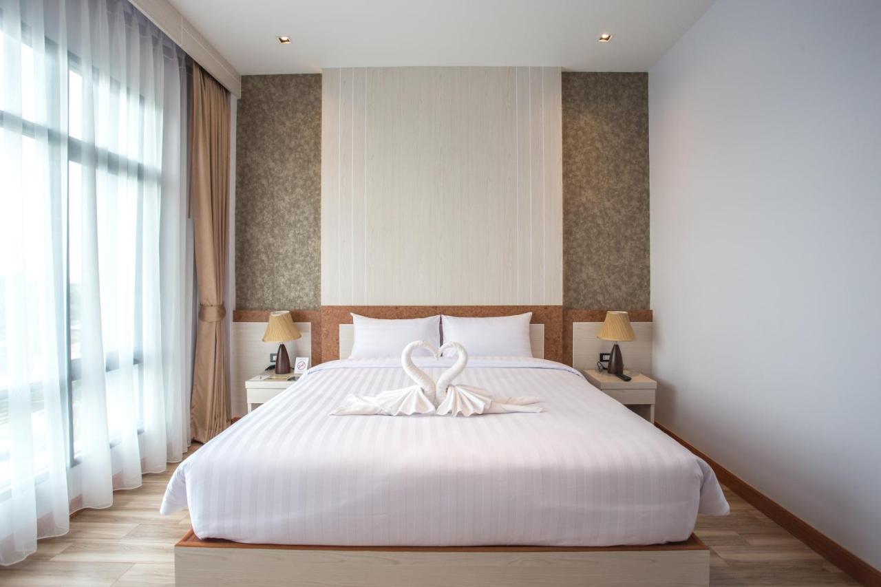 Eireann Boutique Hotel Prakhon Chai Eksteriør bilde