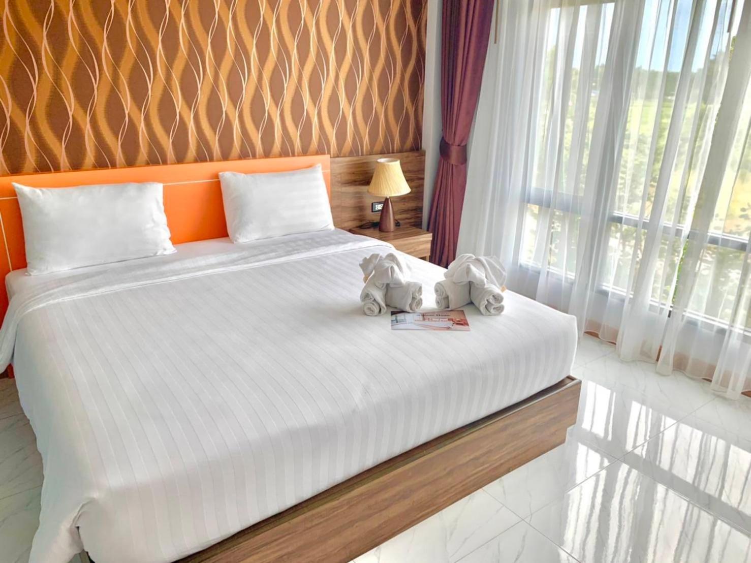 Eireann Boutique Hotel Prakhon Chai Eksteriør bilde