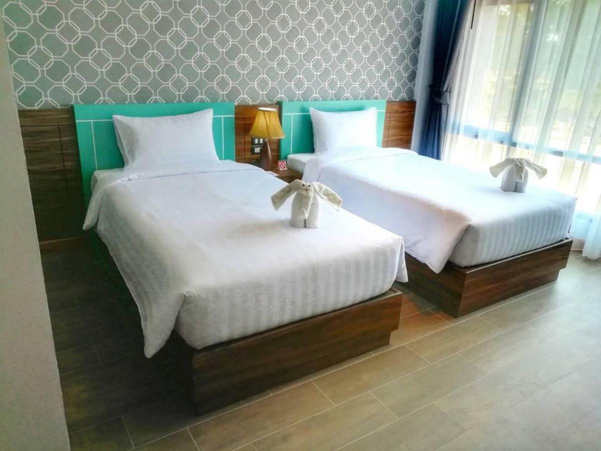 Eireann Boutique Hotel Prakhon Chai Eksteriør bilde